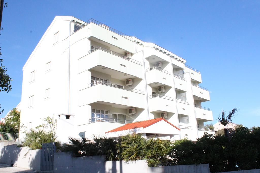 Villa Laurus Kozino Exterior photo