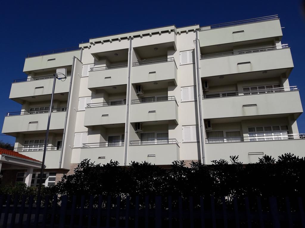 Villa Laurus Kozino Exterior photo